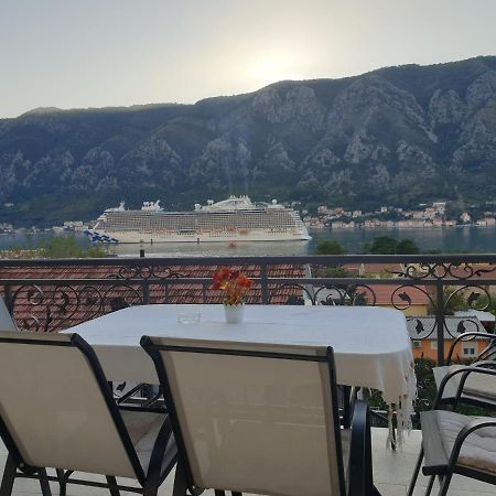 Apartments Zenit Kotor Luaran gambar
